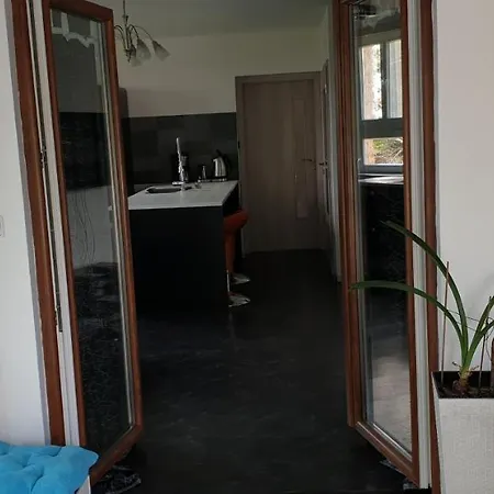 Elias Luxury Apartment Bukol